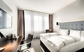 Hotel Azimut München